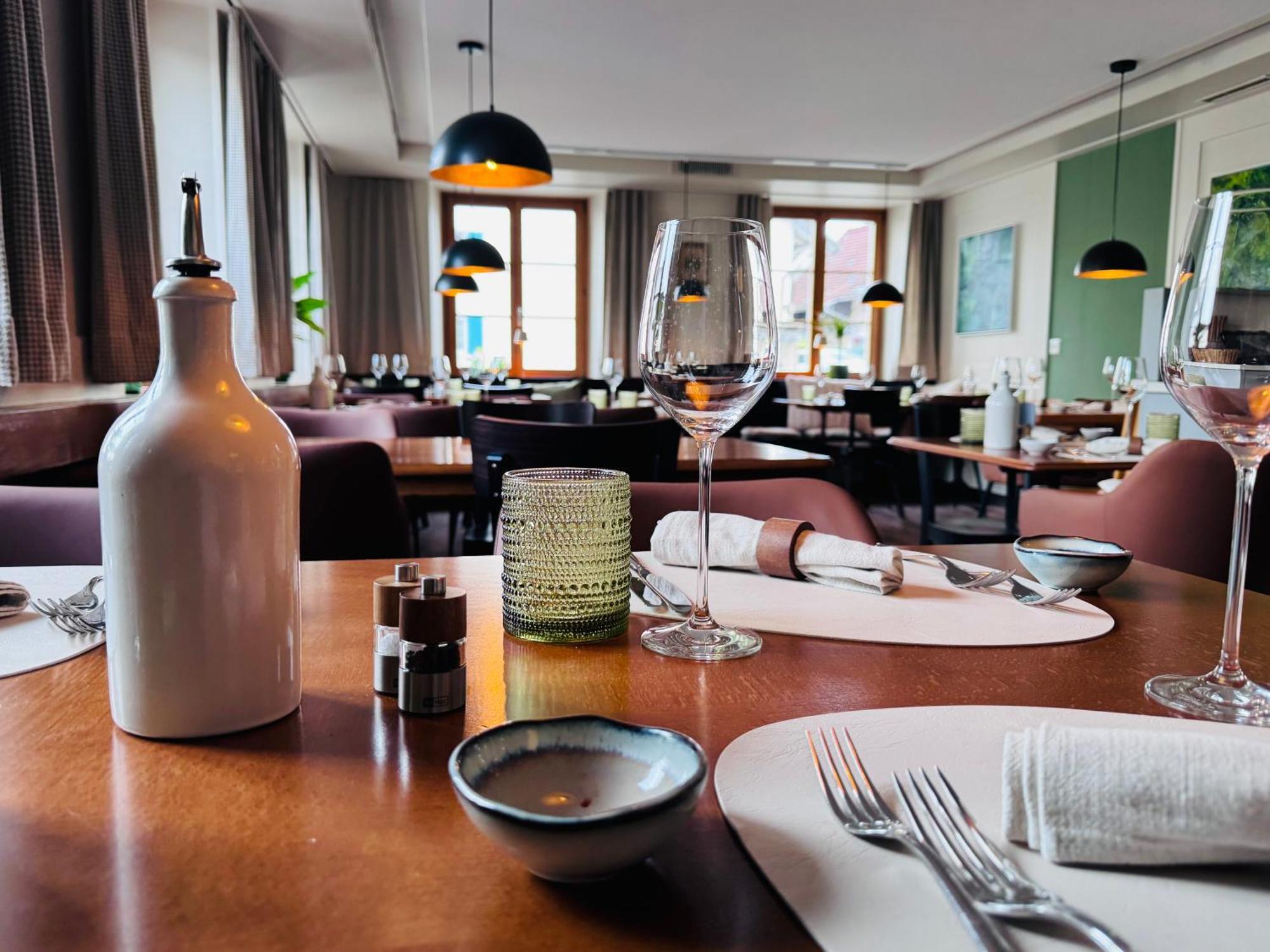 Gasthaus Zum Loewen Neftenbach Bagian luar foto