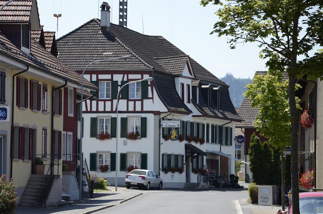Gasthaus Zum Loewen Neftenbach Bagian luar foto