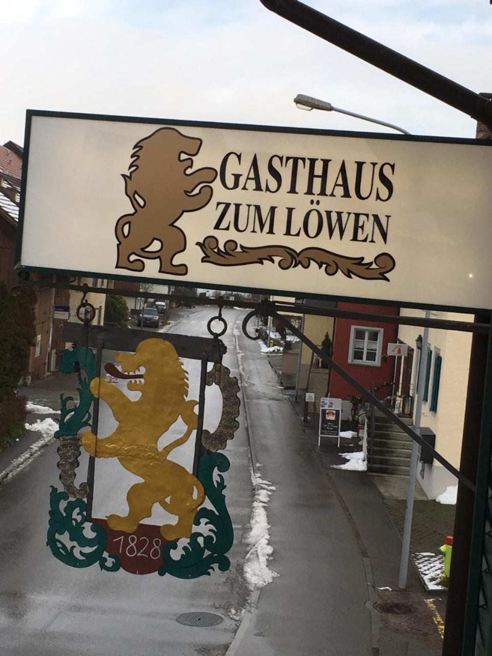 Gasthaus Zum Loewen Neftenbach Bagian luar foto