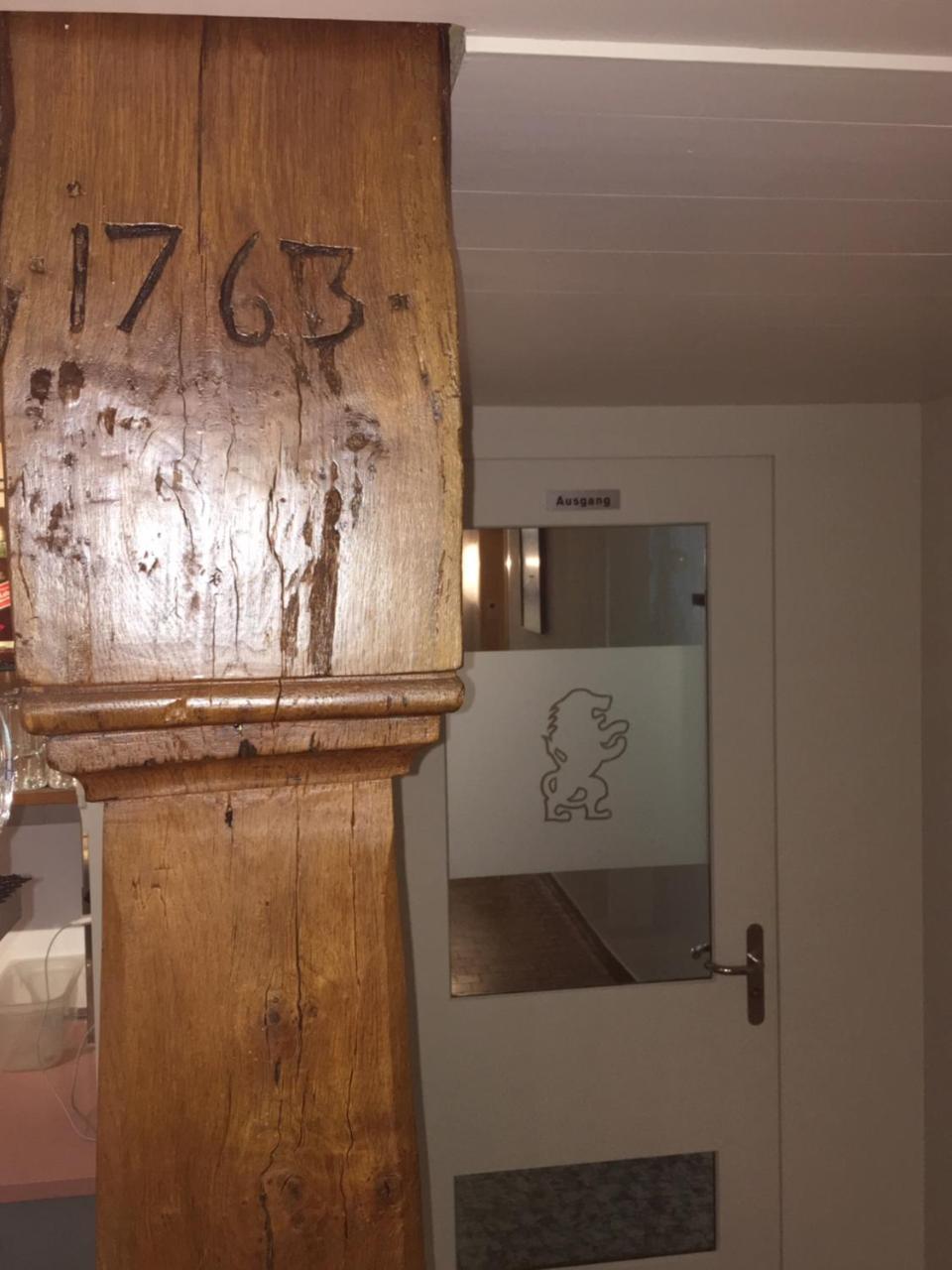Gasthaus Zum Loewen Neftenbach Bagian luar foto