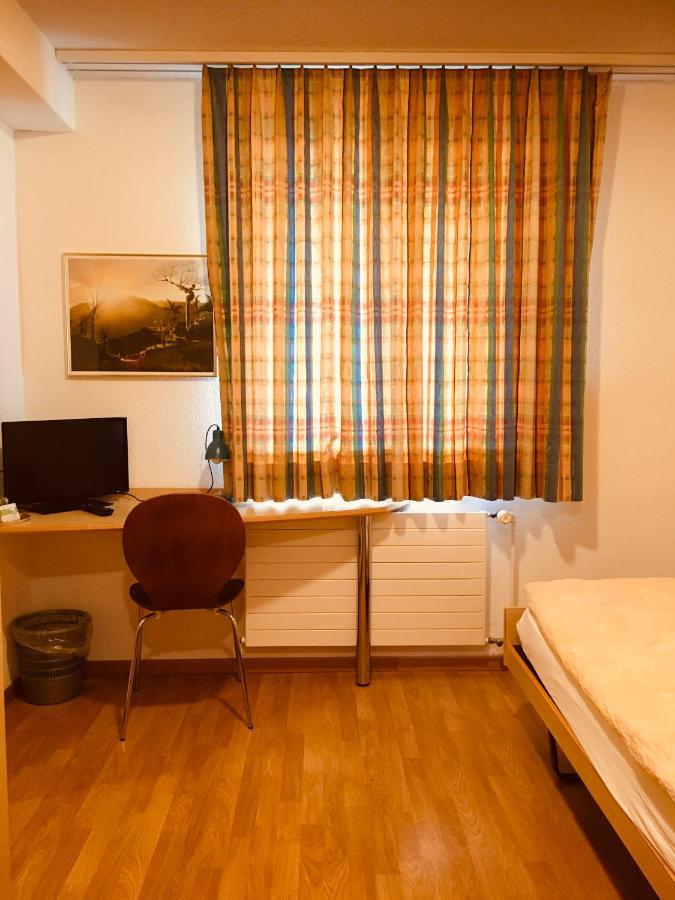Gasthaus Zum Loewen Neftenbach Bagian luar foto